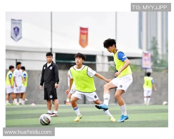 足球与教育的融合探索：培养全面发展的青少年人才之路